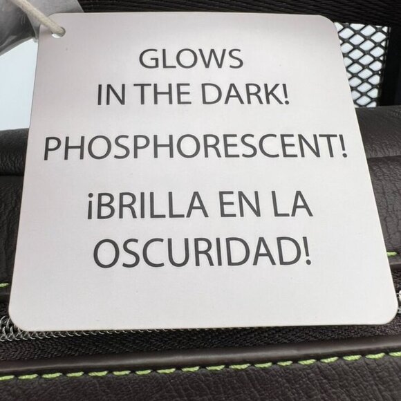 Disney Loungefly Encanto Fanny Pack - Picture 3 of 4